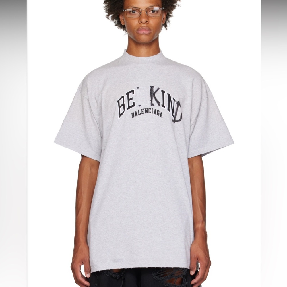 Balenciaga Tshirt “Be Kind”